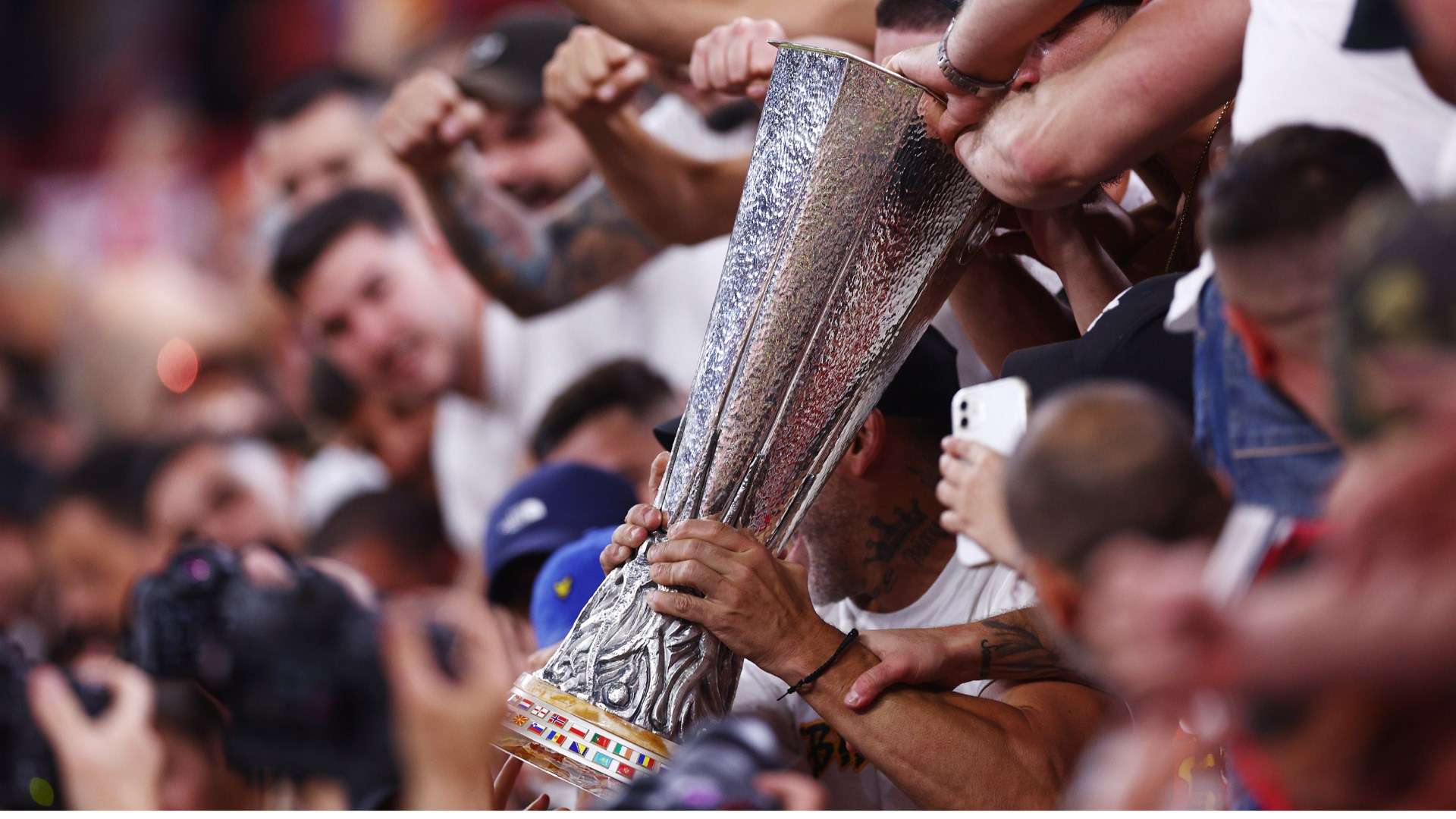 索帅执教时期曼联球探对安东尼估价2500万镑背后原因解析