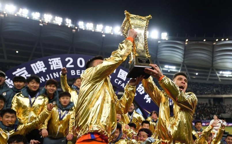 足协杯决赛来了!三连冠or队史首冠?山东泰山与浙江队会师决赛 足协杯决赛来了!三连冠or队史首冠?山东泰山与浙江队会师决赛